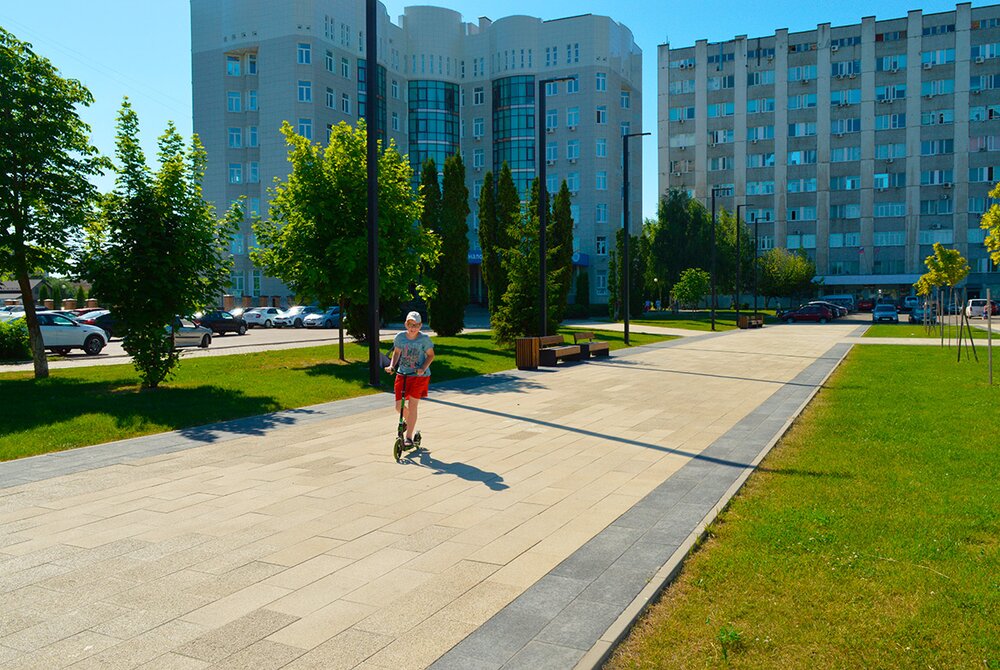 Парк Плейс белый, черный native