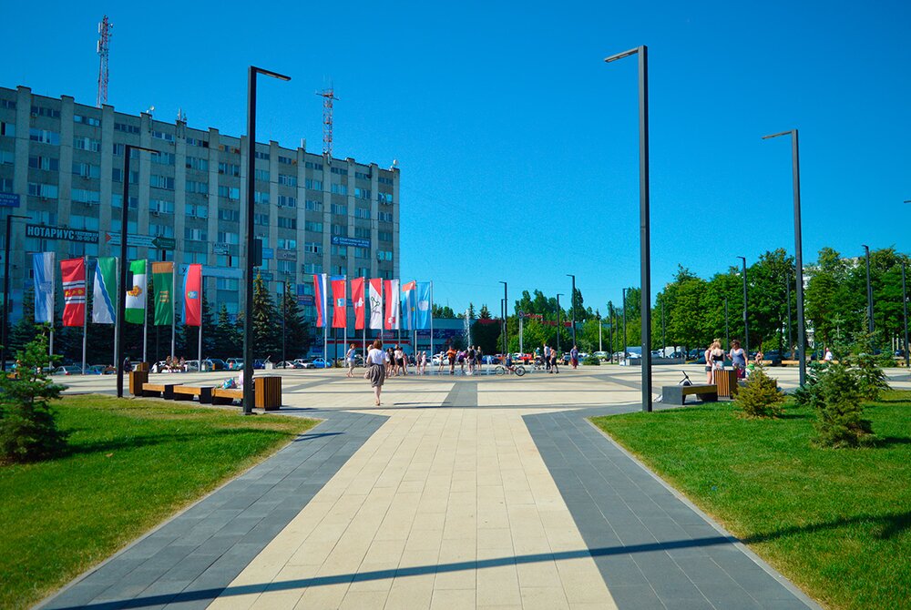 Парк Плейс белый, черный native